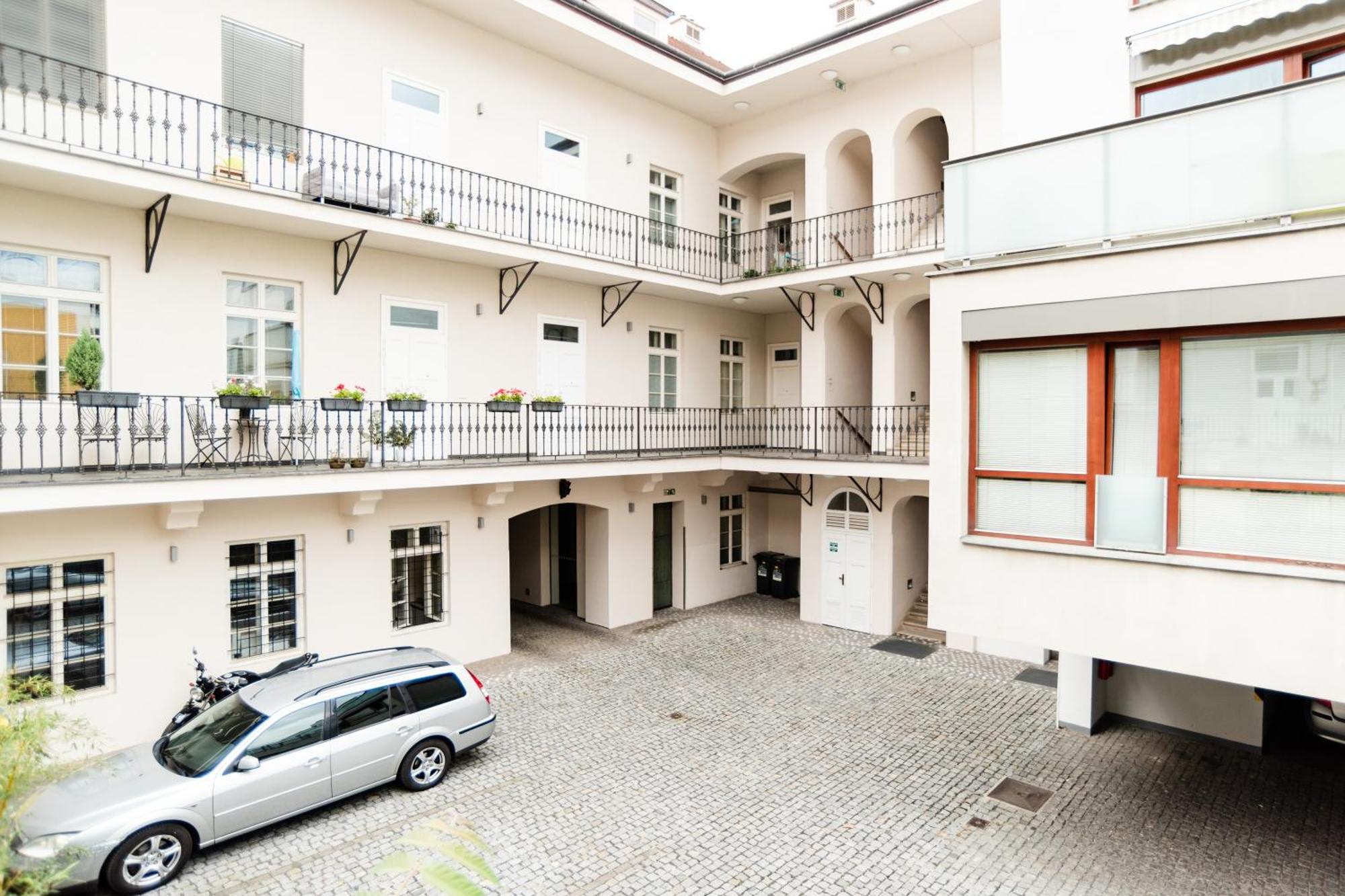 K-14 Apartment Praga Zewnętrze zdjęcie